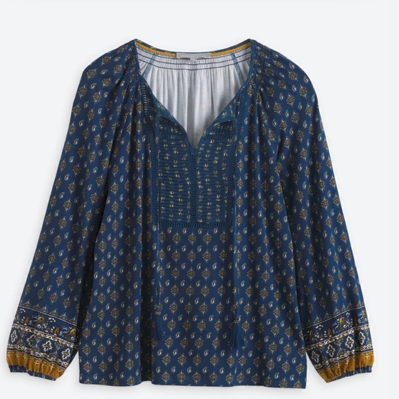 DANIEL RAINN
Aleena Ruffle Knit Top - Picture 1 of 3